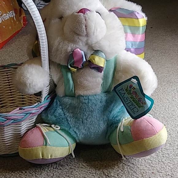Easter basket and plush rabbit NWT - Picture 4 of 6